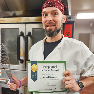 Daniel Nezwek with his ESA award